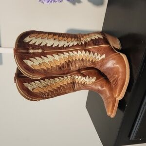 Ariat 7.5B Goldcrest Rare Women's Western Boot Style 10023220